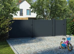 Portail battant plein en aluminium HEZO - Gris zinc 7016 (RAL7016) - Ambiance 3D