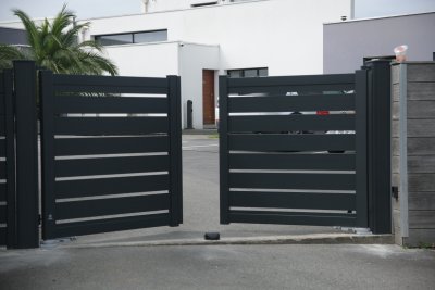 Portail battant BONO avec motorisation